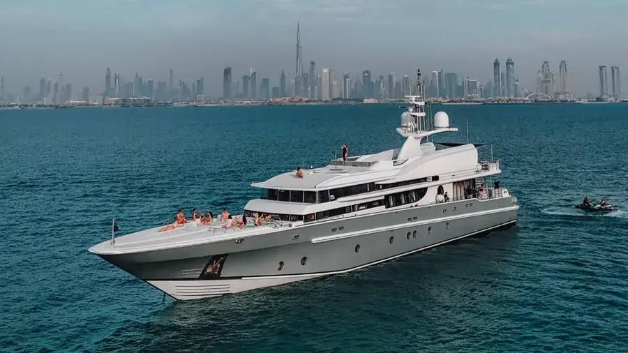 Thunder yacht